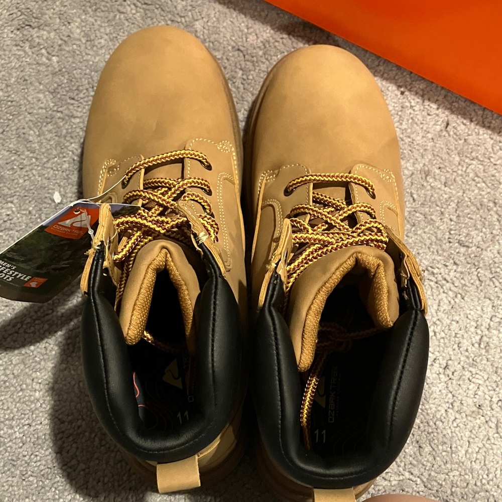 Ozark Trail Work Boots - Picture 4 of 10